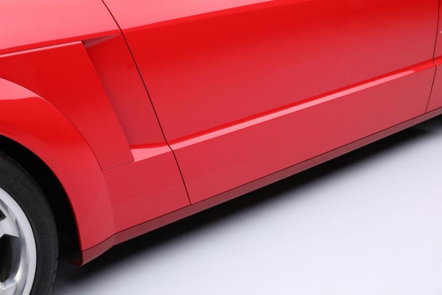 Детали экстерьера Ford Mustang GT Convertible Concept 2004 года  (фото 24 из 51)